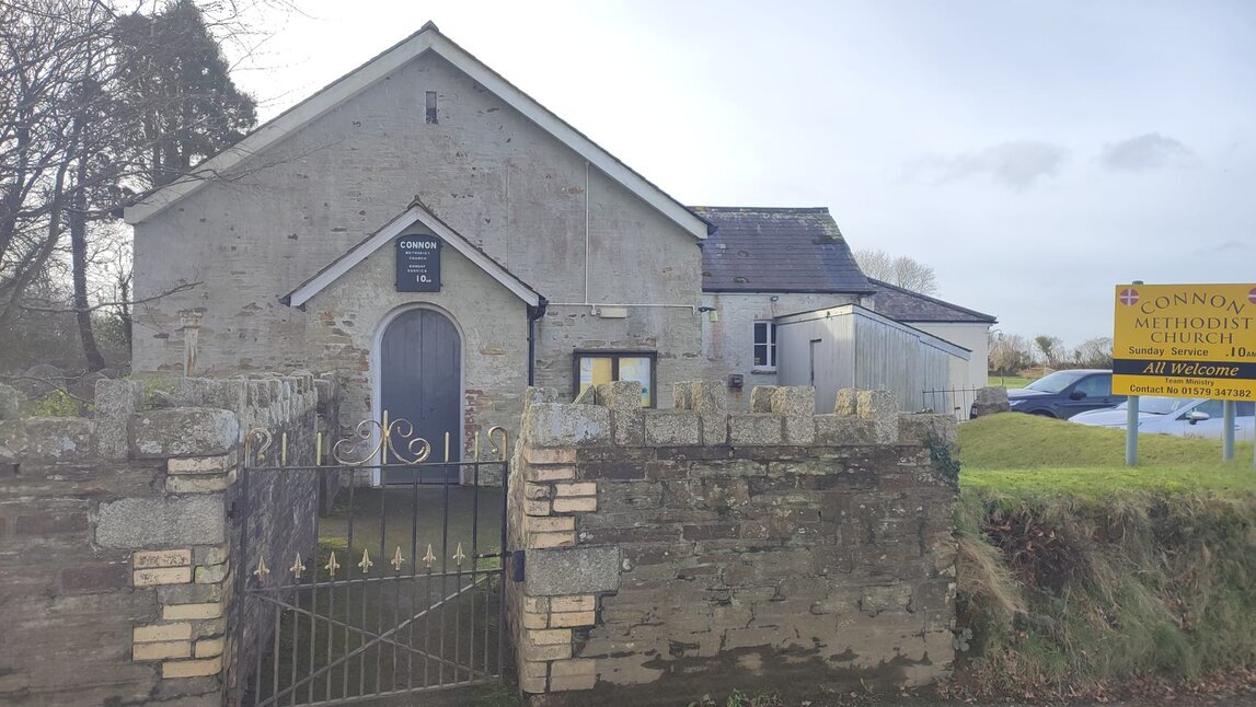 Column speakers and discreet microphones installed in a heritage church